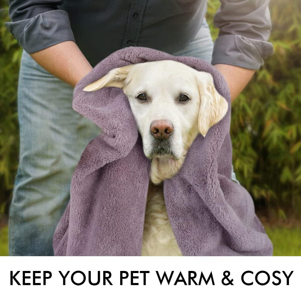 Ultra-Absorbent Microfiber Pet Towel for Dogs & Cats - Quick Drying, Lightweight, and Machine Washable in Purple with Adorable Paw Print - Perfect for Bath Time and Travel!